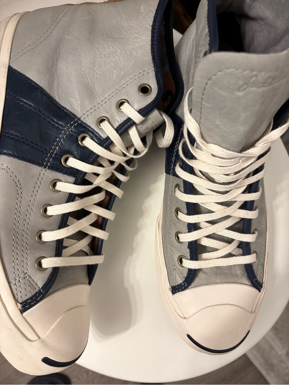 High-Top Men's Sneakers in Gray and Navy